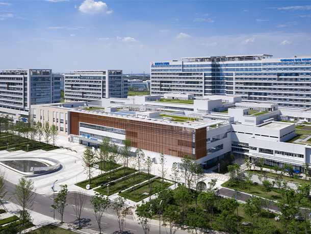 Chengdu Oriental Hospital.jpg